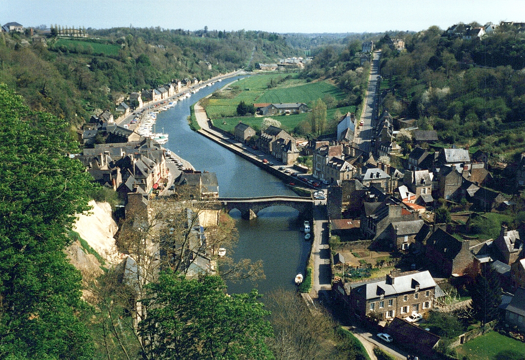 1996 - Bretagne 10 (Dinan).jpg
